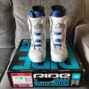 Snowboard Boots White Women’s Sage Intuition